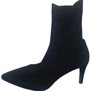 VINCE CAMUTO ROREETA Metallic BLACK knit booties-NEARLY NEW-Size 9.5 M